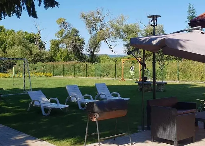 Przy Winnicach Tatil parkı Bogács